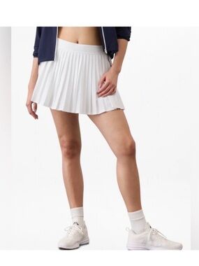 Athleta Match Point White Pleated Skort Tennis Skirt Medium NWT